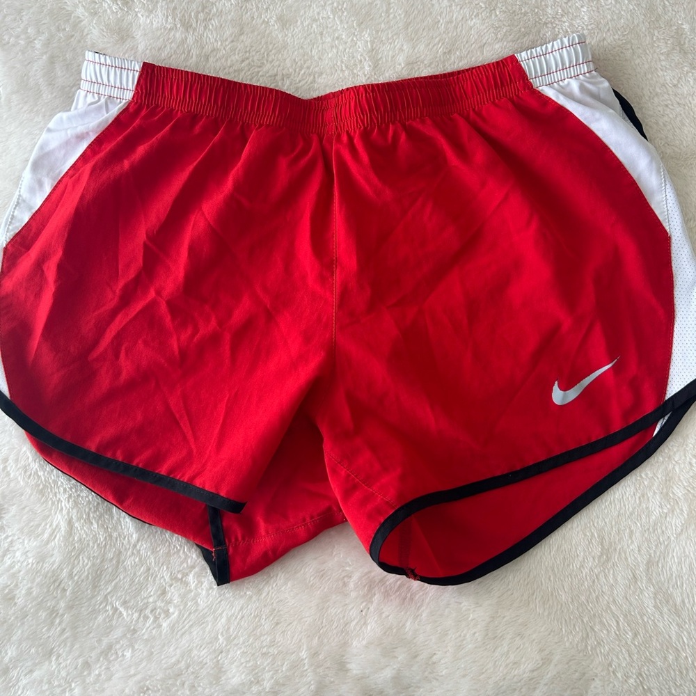 Red and white Nike running shorts #runningessentials